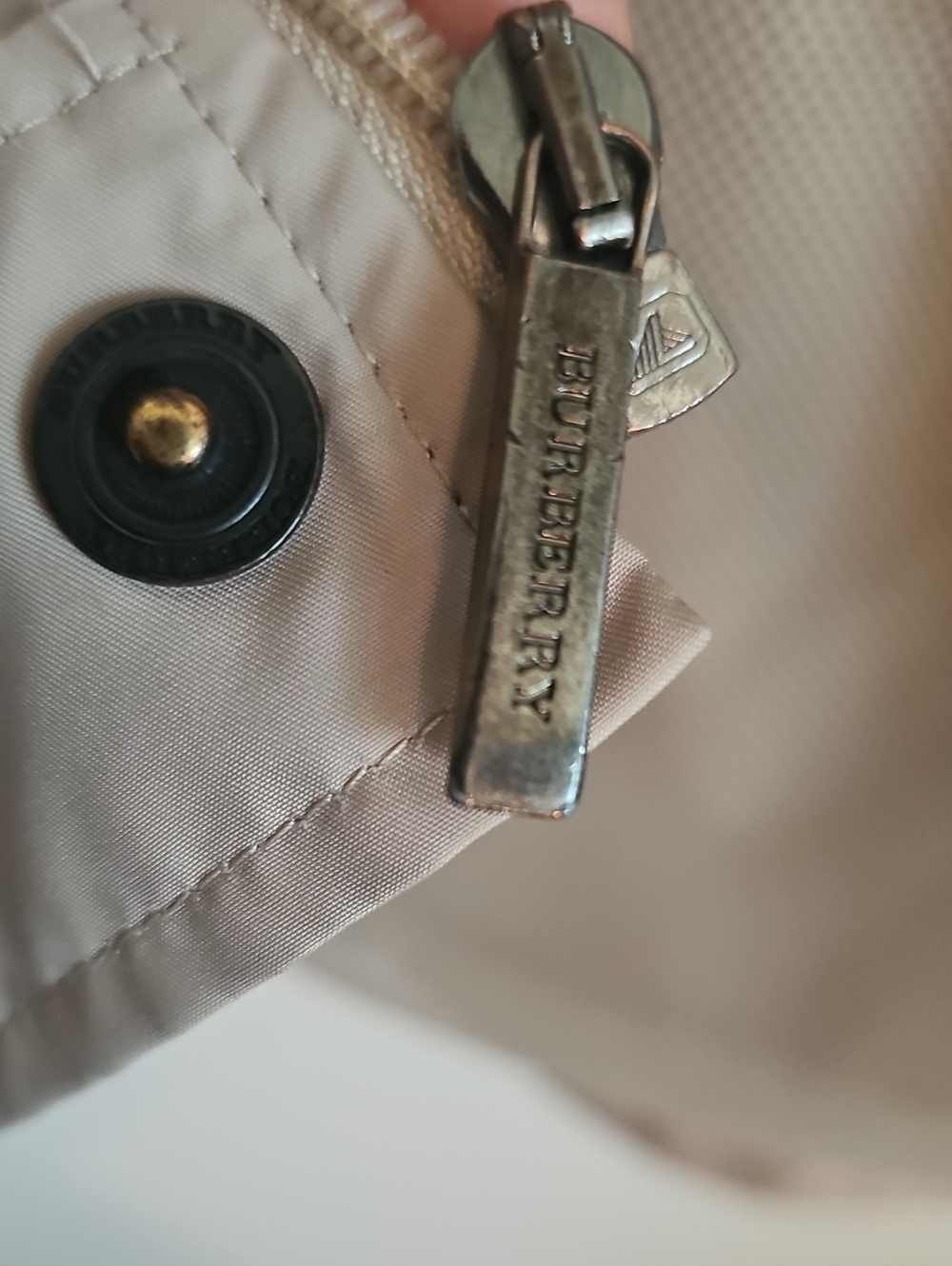 Burberry Beige Trench-Style Jacket with Nova Check Trim - Picture 6 of 8